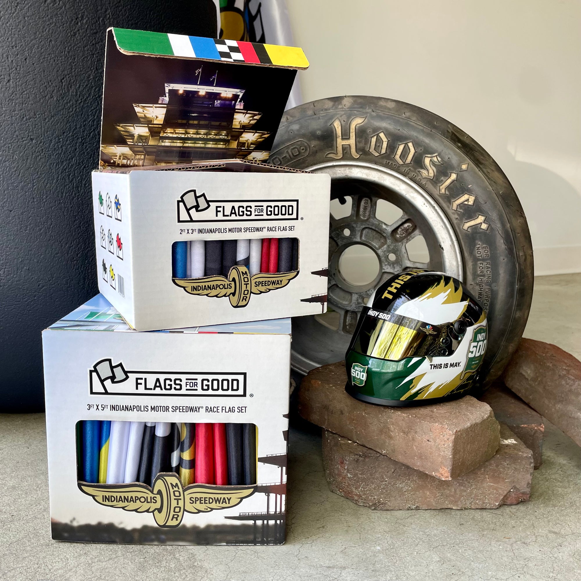 Indianapolis Motor Speedway® Race Flags Box Set