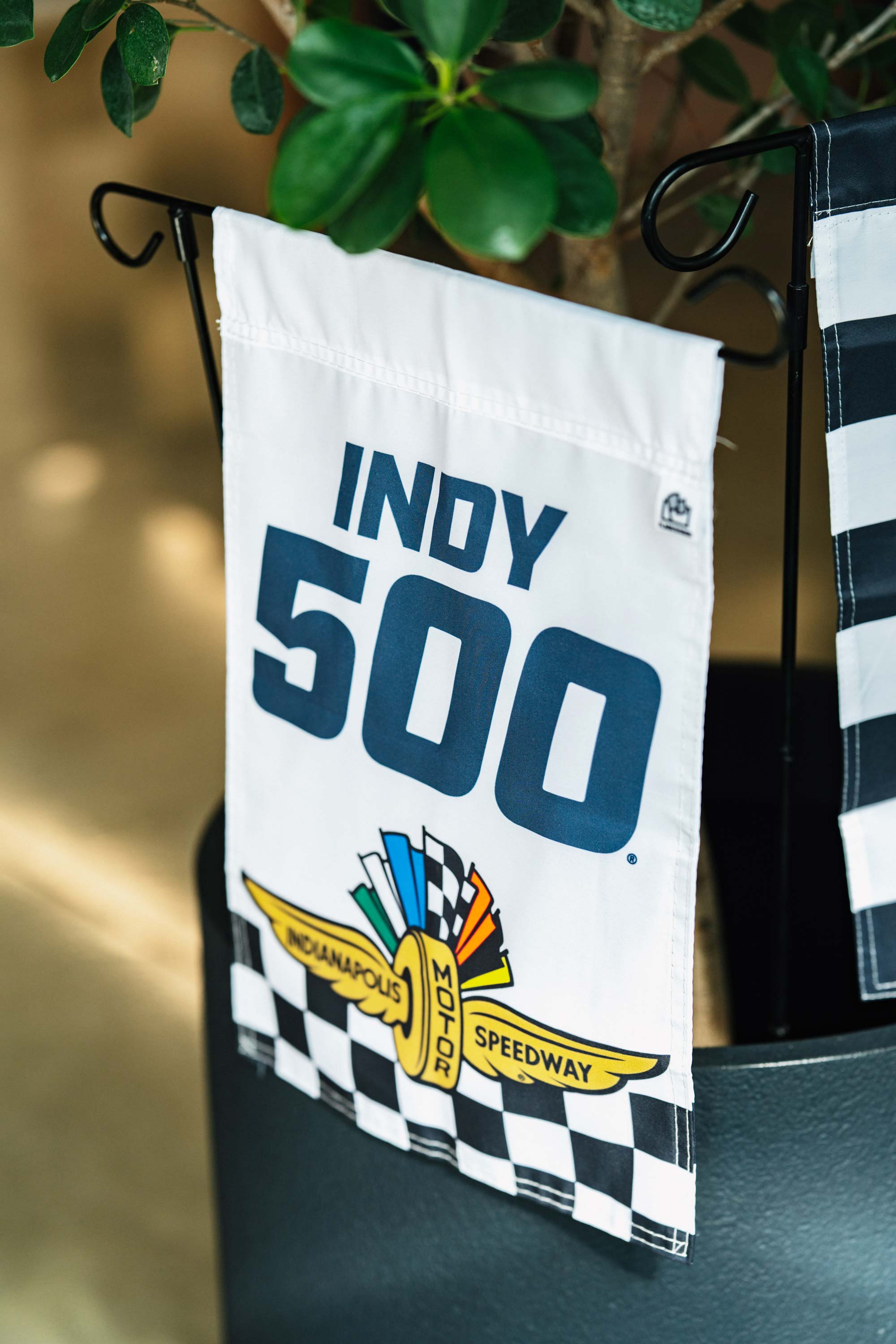 "Indy 500" Indianapolis Motor Speedway® Checkered Garden Flag